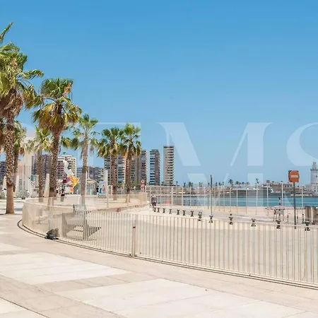 Spacious & Authentic By Rems Appartement Málaga