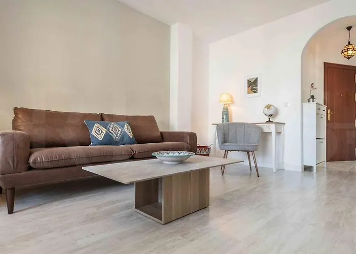 Apartment Spacious & Authentic By Rems *
